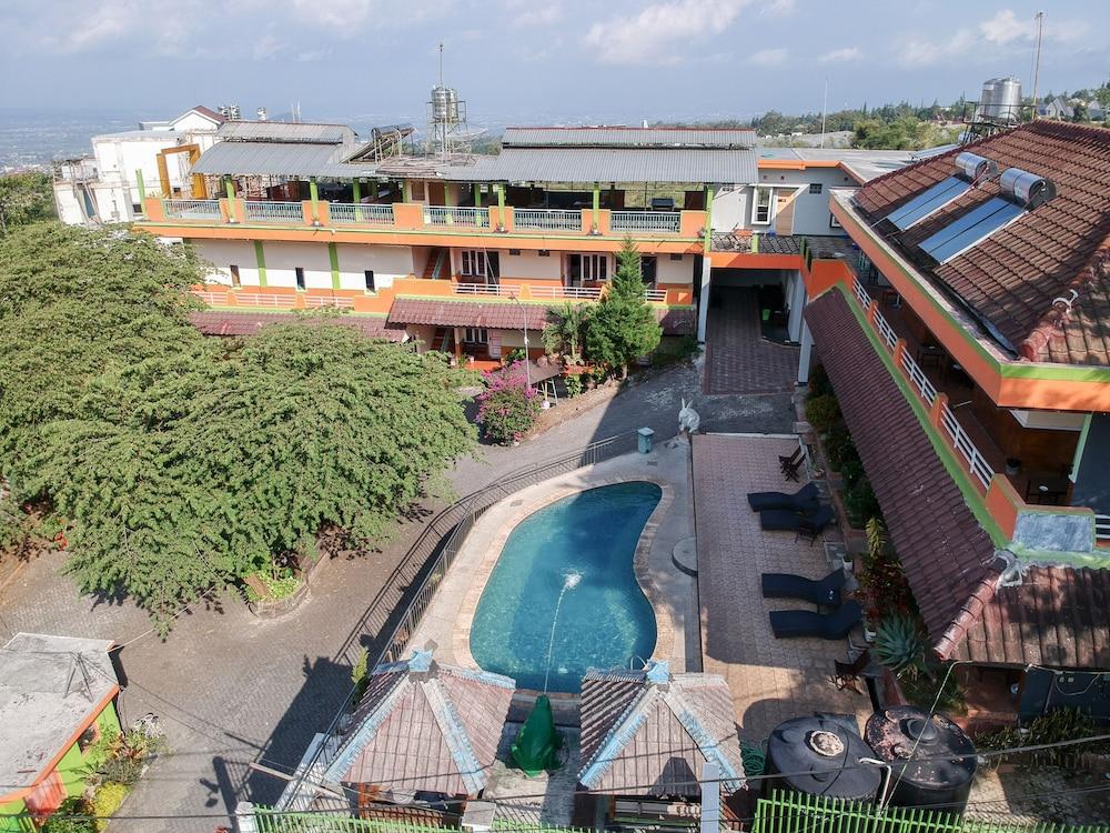 Villa Panderman Indah Batu  Kültér fotó
