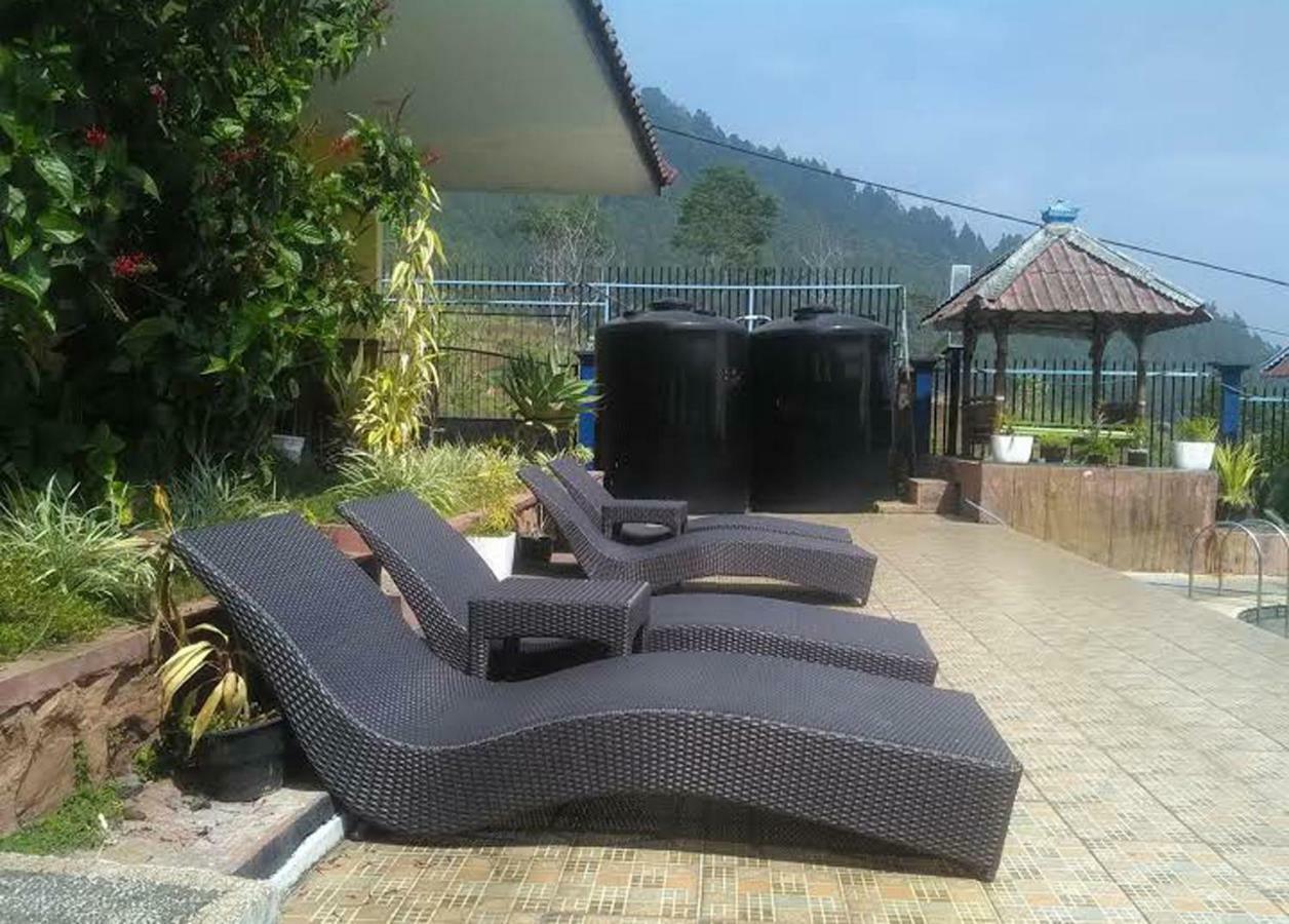 Villa Panderman Indah Batu  Kültér fotó